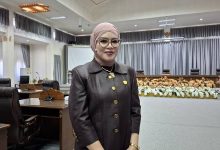 ANGGOTA DPRD - Hj. SRI NENI TRIANAWATI