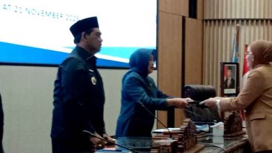 FRAKSI KIR - HJ SRI NENI TRIANAWATI